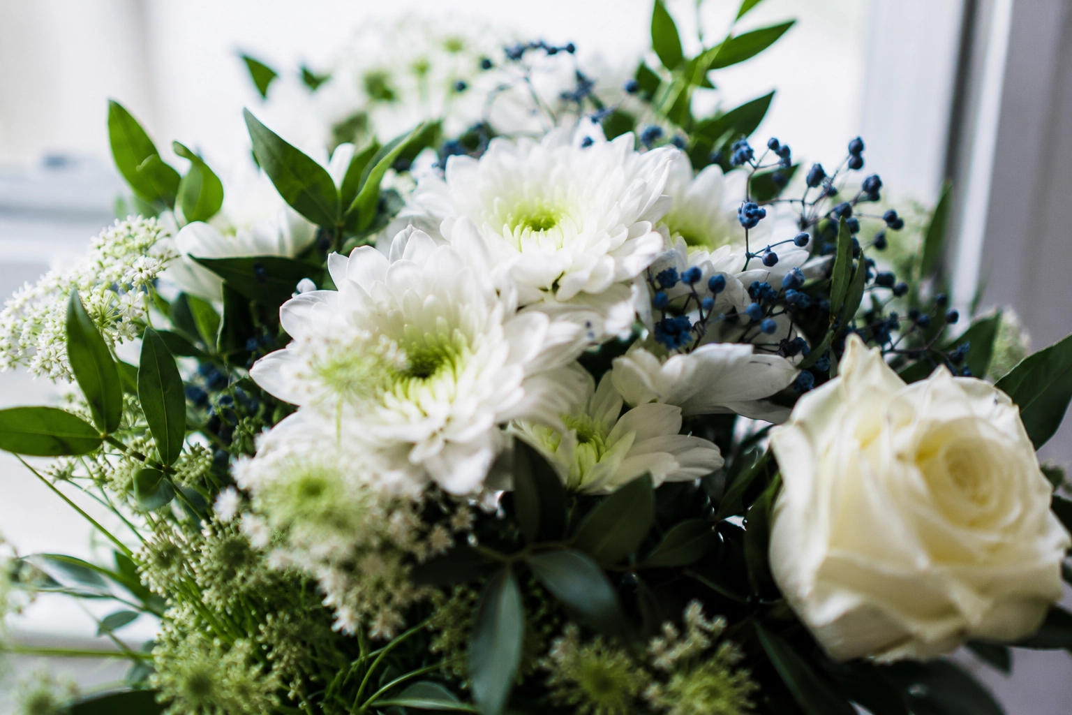 servicios de flores y coronas para funerales